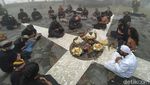 Suasana Ritual Peringatan 10 tahun Erupsi Merapi