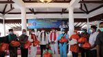 Sembako untuk Warga Marunda Terdampak COVID-19