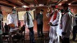 Sembako untuk Warga Marunda Terdampak COVID-19