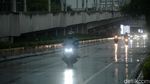 Siap-siap! Besok Jakarta Bakal Hujan Ringan Siang-Sore