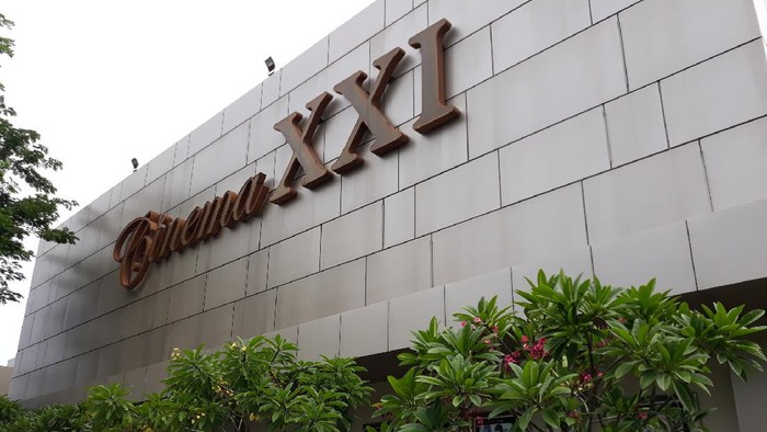 Suasana Empire XXI di Jalan Urip Sumoharjo No.104, Kelurahan Klitren, Kecamatan Gondokusuman, Kota Yogyakarta.
