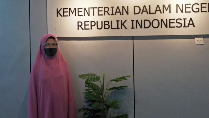 yaidah ngurus akta kematian ke kemendagri