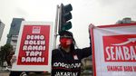 Aksi Simpatik Unjuk Rasa Damai