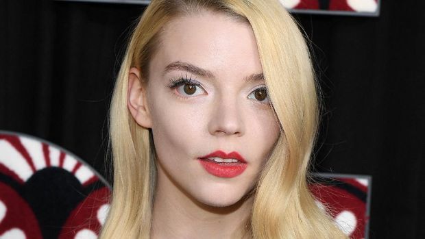 PARIS, FRANCE - MARCH 03: Anya Taylor-Joy attends the Miu Miu show as part of the Paris Fashion Week Womenswear Fall/Winter 2020/2021 on March 03, 2020 in Paris, France. (Photo by Pascal Le Segretain/Getty Images)