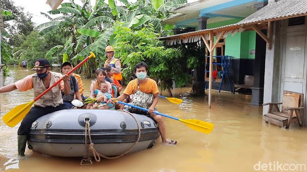 Banjir di 2 kecamatan di Cilacap, 27/10/2020