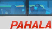 Oleh karena itu, sejumlah transportasi publik jarak jauh seperti terminal dan halte pun mulai ramai didatangi masyarakat yang hendak melakukan perjalanan jarak jauh.