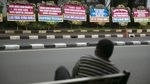 Deretan Karangan Bunga Dukung Penuntasan Kasus WanaArtha