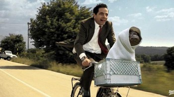 ET dengan Mr Bean. Foto: Instagram/pixelfaker