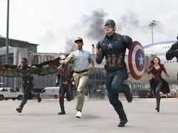 Kocak! Ketika Karakter Film Beda Judul Ini Disatukan