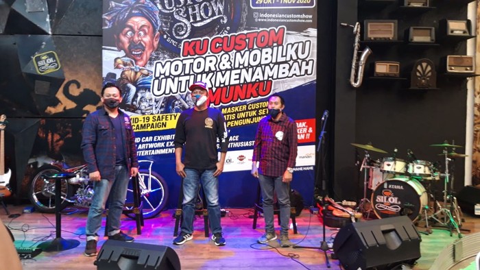 Indonesian Custom Show.