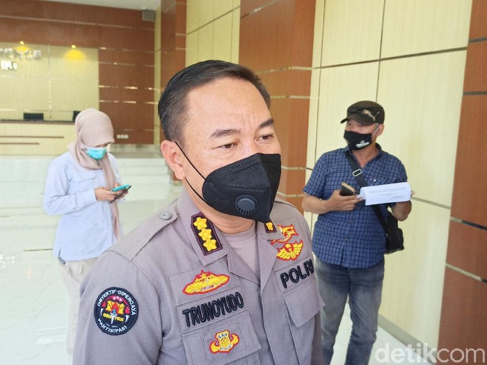 Kabid Humas Polda Jatim Kombes Trunoyudo Wisnu Andiko
