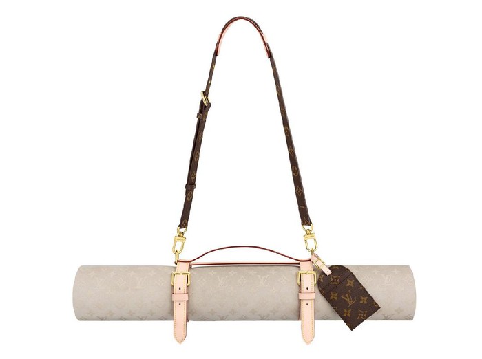 Karpet Yoga Louis Vuitton Karpet yoga mewah dari Louis Vuitton.