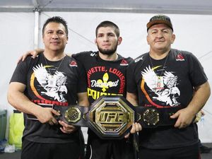 Dua Orang di Balik Kejayaan Khabib Nurmagomedov