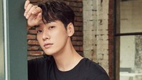 Kim Young Kwang adalah pemeran utama dalam drama Korea bergenre komedi romantis dibalut fantasi Hello? Its Me! (Foto: dok. Instagram @aksakfn12) 