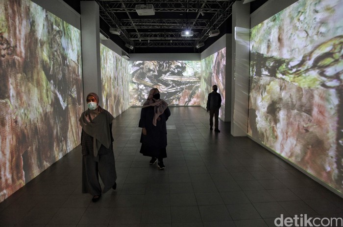 Menjaga Imaji Mahakarya Affandi Menjaga Imaji Mahakarya Affandi dibuka pada 26 Oktober-25 November 2020