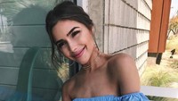 Dia pernah beberapa kali jadi model pakaian renang. (Foto: dok. Instagram @oliviaculpo) 
