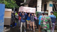 Belum diketahui penyebab kebakaran ini.
