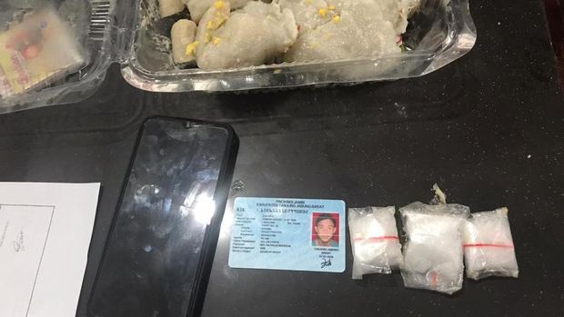 Penyelundupan sabu di dalam pempek kapal selam ke Lapas Kuala Tungkal di Jambi digagalkan (dok Ditjen Pas)
