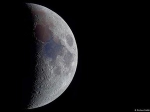 Pertama Kalinya, Ilmuwan Temukan Lebih Banyak Air di Bulan