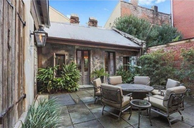 Desain dari rumah unik ini bisa kamu jadikan inspirasi. Tertarik untuk mendesain rumahmu menjadi seperti ini? Foto: RE/MAX N.O. PROPERTIES