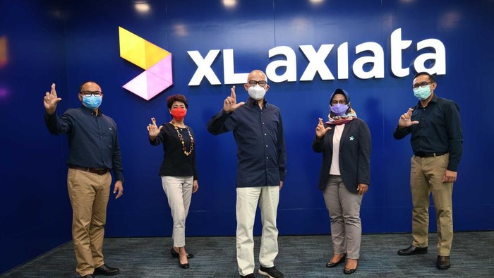 Susunan Direksi terbaru XL Axiata