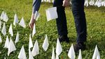 240 Ribu Bendera Putih Jadi Tanda Penghormatan Korban COVID-19 di AS