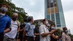 Aksi Pro Monarki Dukung Raja Thailand