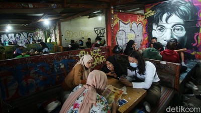 Begini Kondisi Warpat Puncak Saat Libur Panjang Cuti Bersama