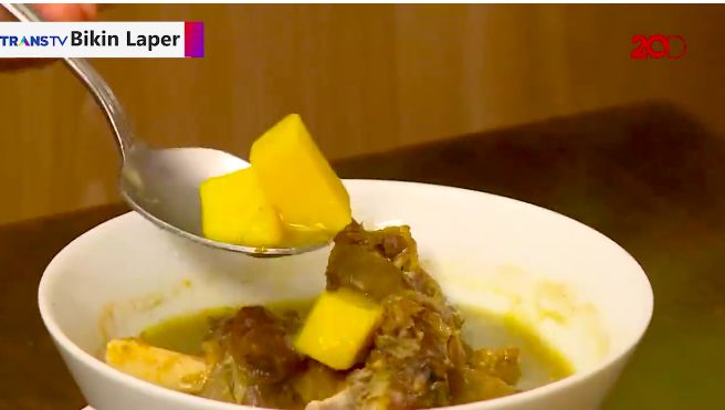 Bikin Laper! Nasi Mandi Daging Kambing yang Nikmat Aromatik