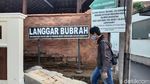 Penampakan Langgar Bubrah, Dibangun Sunan Kudus tapi Tak Selesai