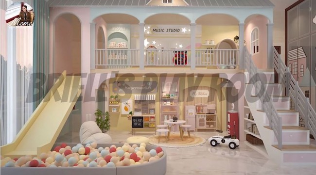 Desain ruang bermain untuk sang anak, Briell, itu sempat beberapa kali mengalami perubahan. Momo dan sang suami menginginkan ruang bermain anaknya itu memiliki konsep yang colorfull. Foto: YouTube/Momo Youtube Channel