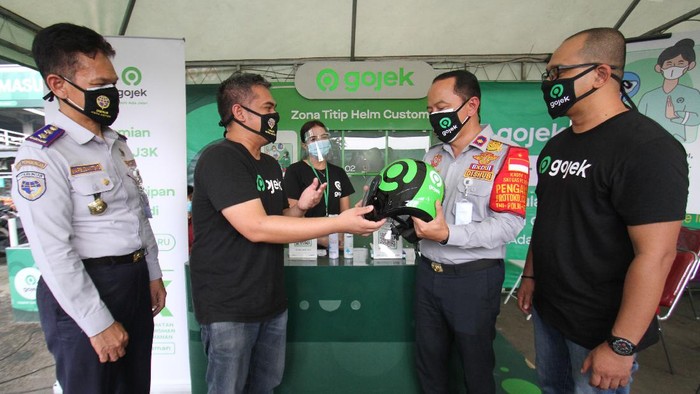 Dinas Perhubungan Kota Depok bekerjasama dengan Gojek, untuk pertama kali menyediakan fasilitas Zona Nyaman J3K.