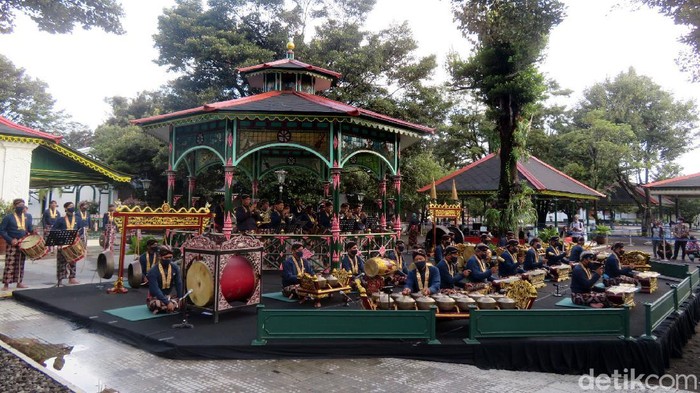 Bertepatan dengan peringatan Hari Sumpah Pemuda ke-92, KHP Kridhomardowo Karaton Ngayogyakarta Hadiningrat merilis album Gendhing Gati Volume 2. Album ini berisi 18 judul gendhing gati.