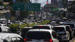 Jalur Puncak Bogor Macet Total