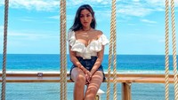 Meski berat, keputusan rehat dari dunia hiburan diambil Jessica Iskandar. Menurutnya menjadi artis bukan sebuah profesi, tapi passion. Foto: Dok. Instagram inijedar