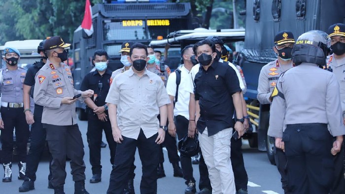 Kabareskrim hingga Kapolda Metro Pantau Demo di Patung Kuda.