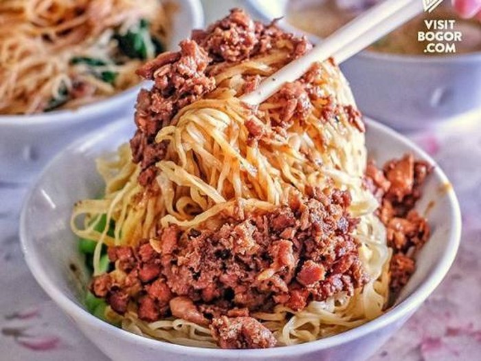 mie ayam legendaris bogor MIie Ayam Legendaris di Bogor