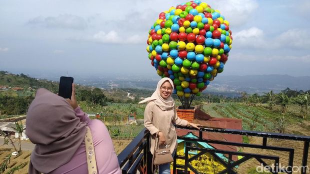 Objek WIsata Palutungan di Kuningan, Jabar Objek WIsata Palutungan di Kuningan, Jabar