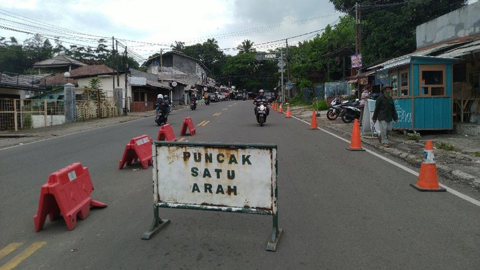 One way di Puncak Bogor arah Jakarta (Foto: Sachril/detikcom)