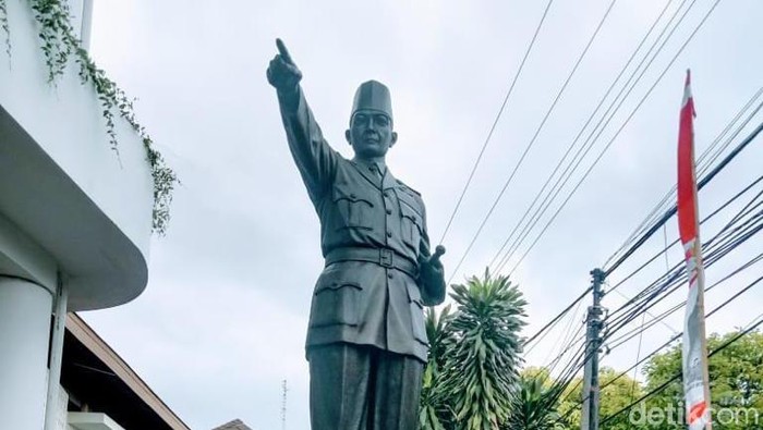 Peresmian Patung Soekarno
