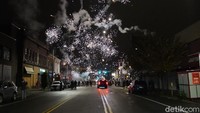 Demonstran yang menuntut keadilan rasial bentrok dengan polisi pada Selasa (27/10) malam waktu setempat hingga Rabu (28/10) pagi waktu setempat. Jessica Griffin/The Philadelphia Inquirer via AP.