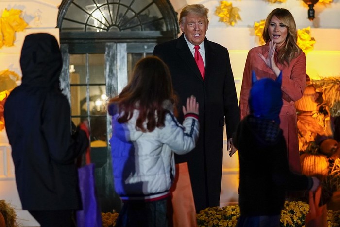 Sembuh dari Corona, Donald Trump Rayakan Halloween Bareng Anak-anak Sembuh dari Corona, Donald Trump Rayakan Halloween Bareng Anak-anak
