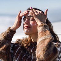 Perbedaan Mineral dan Chemical Sunscreen, Mana yang Lebih Baik untuk Kulit?