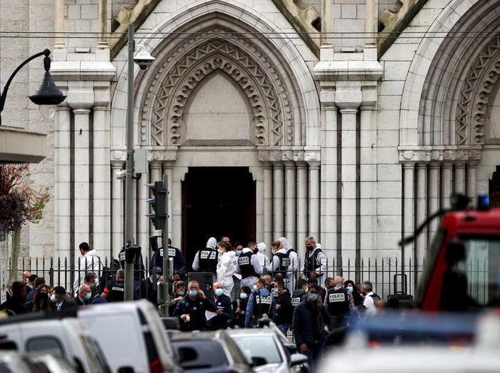 Aksi penusukan terjadi di sebuah gereja di Kota Nice, Prancis, menewaskan tiga orang. Aksi itu terjadi di area gereja basilika Notre-Dame.