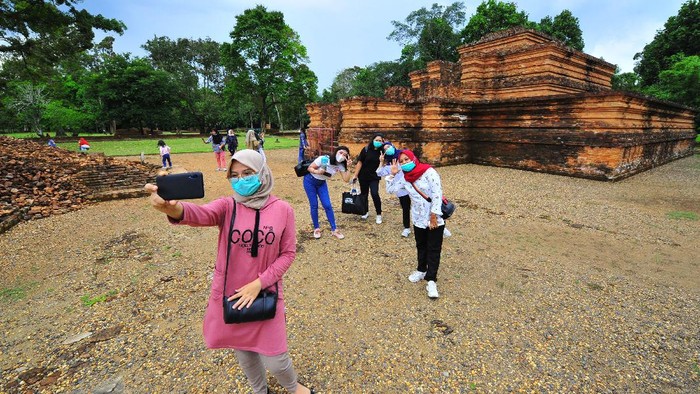 Deretan Tempat Wisata Ini Diserbu Pengunjung Saat Libur Maulid Nabi Sejumlah tempat wisata di berbagai daerah di Indonesia ramai didatangi oleh wisatawan saat libur panjang. Tak sedikit diantaranya datang bersama keluarga.