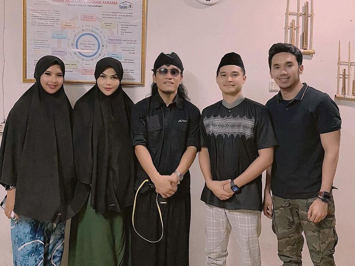 DJ Butterfly resmi mualaf