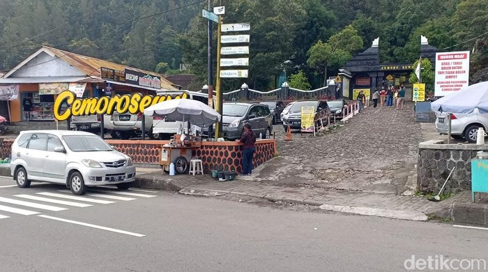 Gunung Lawu Via Cemoro Sewu