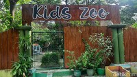 Kebun Binatang Surabaya mmemiliki lebih dari 2.236 satwa. Di dalamnya juga memiliki hewan langka Indonesia maipun dunia yang terdiri dari mamalia, aves, reptilia dan Pisces. (Esti Widiyana)