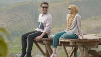 Fenita Arie juga merasa suaminya menyabotase kariernya karena meminta Fenita berhijab. (Foto: dok. Instagram @fenitarie) 