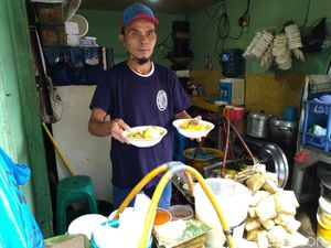 Enaknya Laksa Bogor Mang Wahyu yang Laris Manis Sejak 1960-an